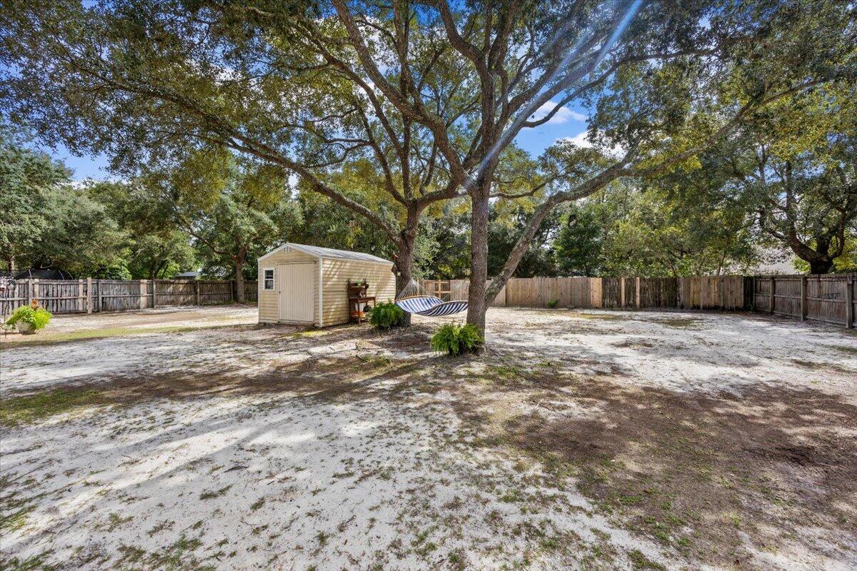 6613 Fairmont Street Navarre FL 32566