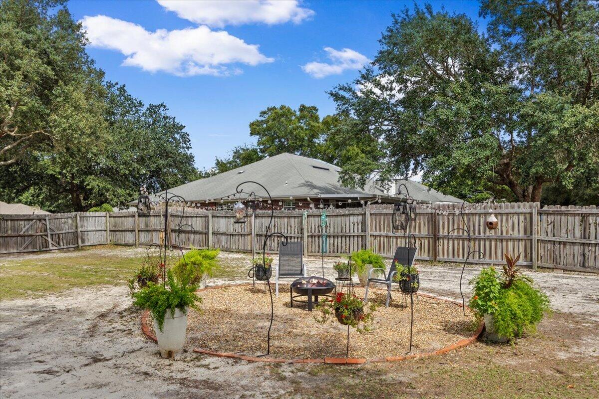 6613 Fairmont Street Navarre FL 32566