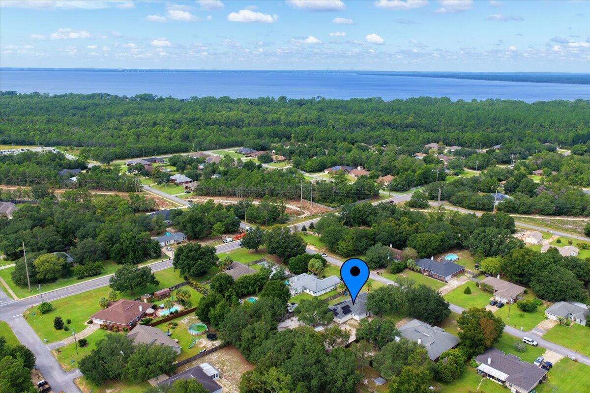 6613 Fairmont Street Navarre FL 32566