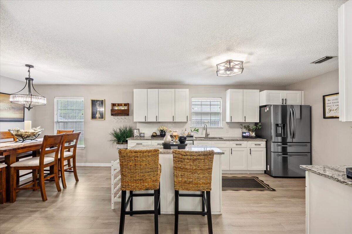 6613 Fairmont Street Navarre FL 32566
