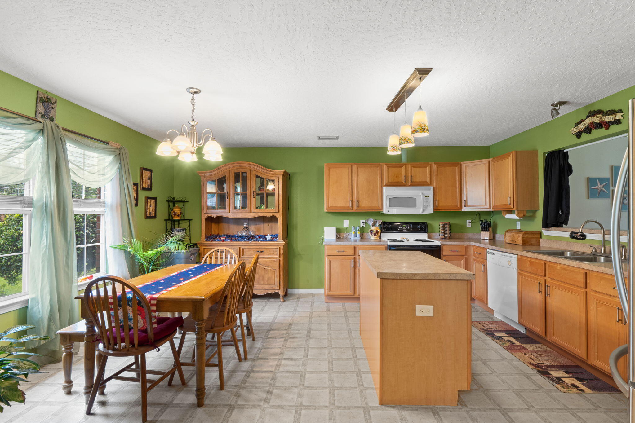 8270 Segura Street Navarre FL 32566