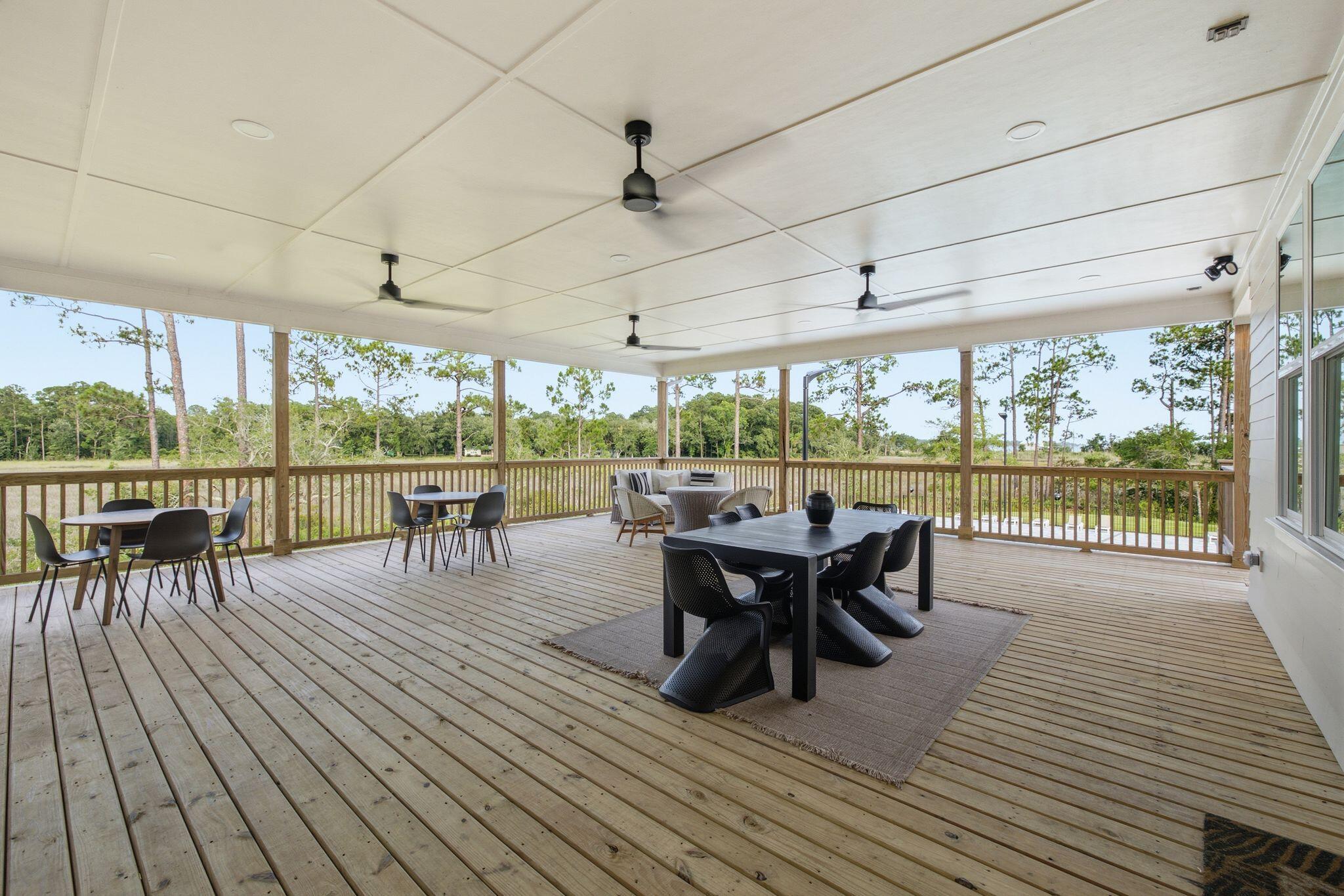 42 Flora Lane Freeport FL 32439