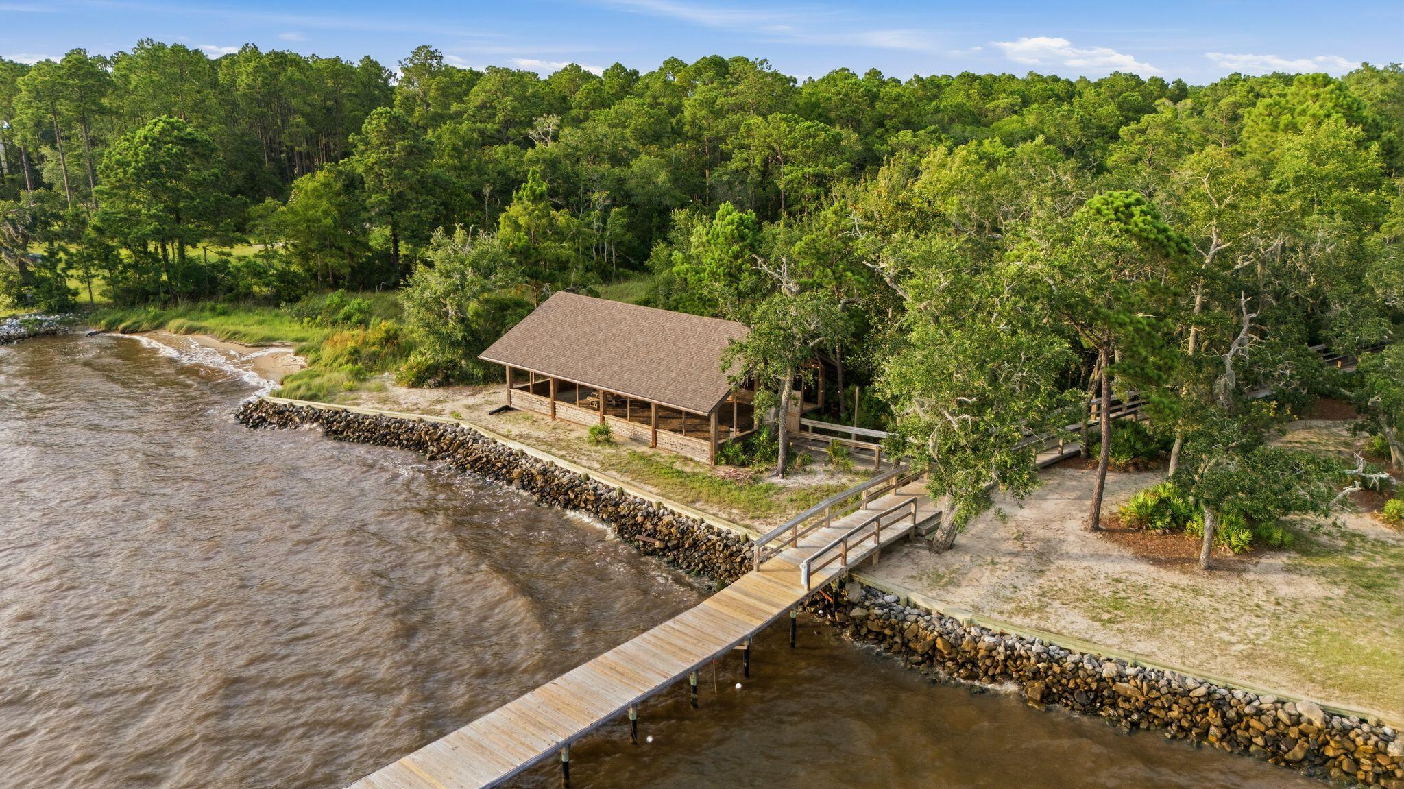 42 Flora Lane Freeport FL 32439