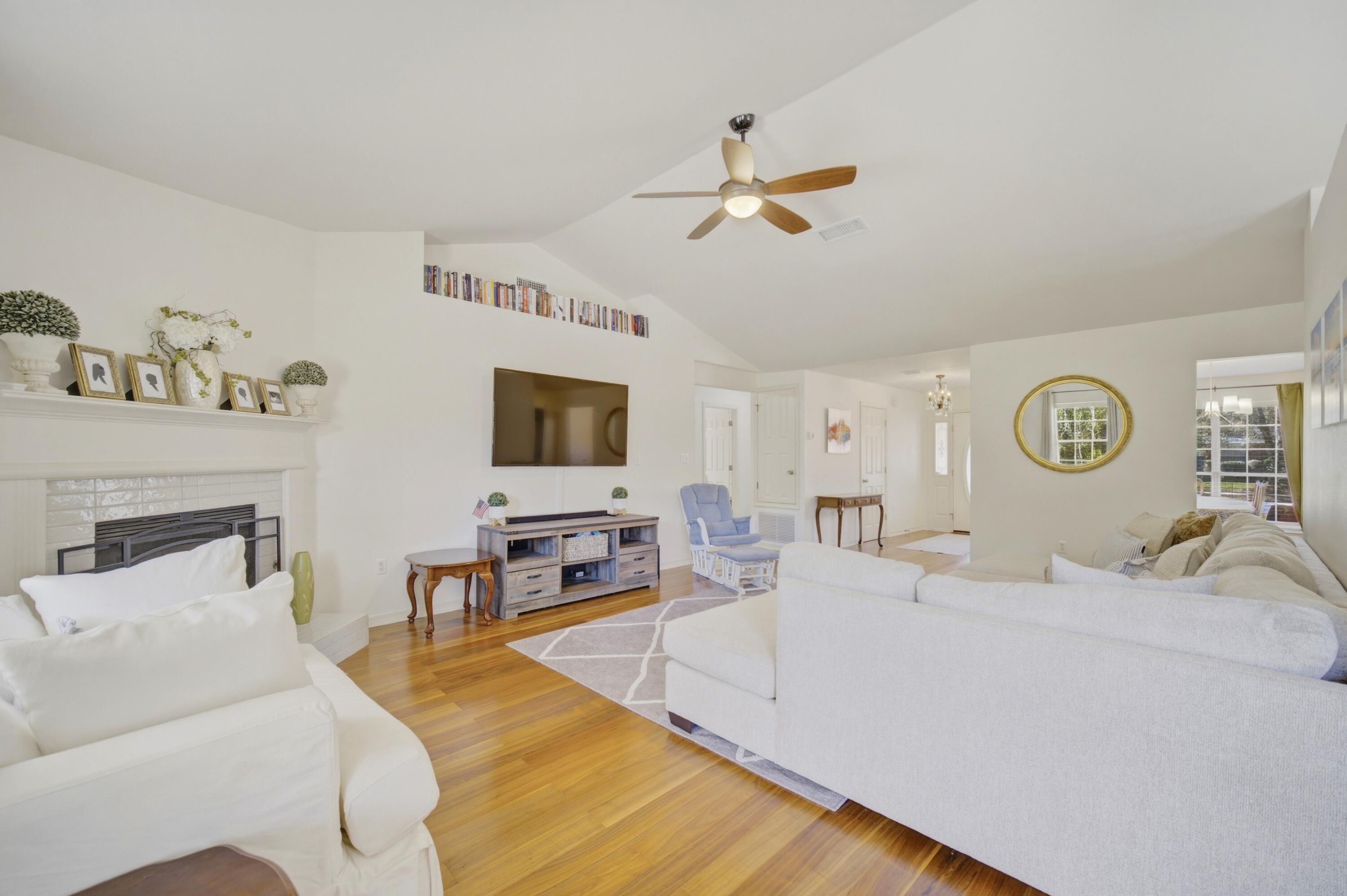 346 Louise Circle Destin FL 32541