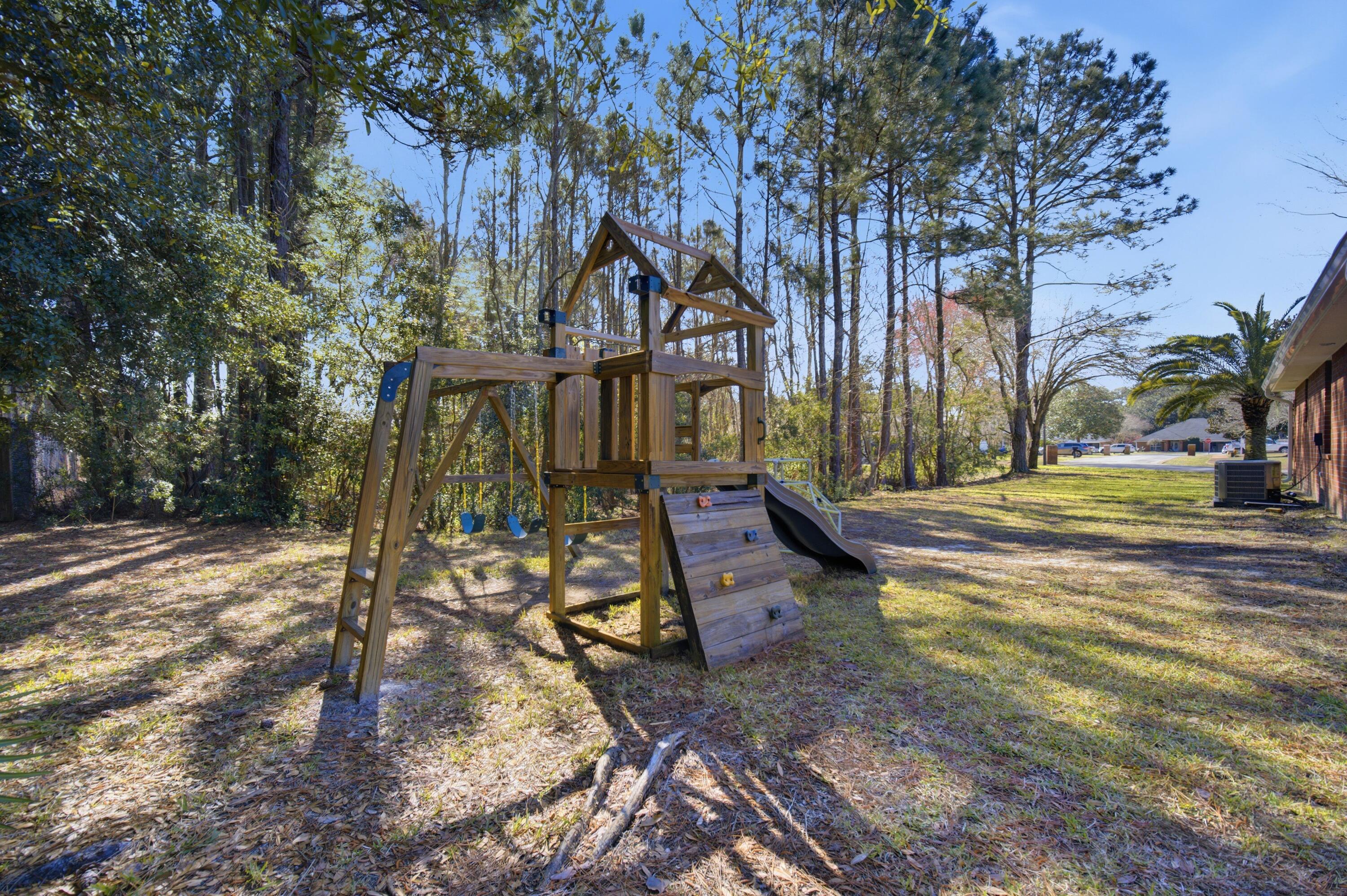 346 Louise Circle Destin FL 32541