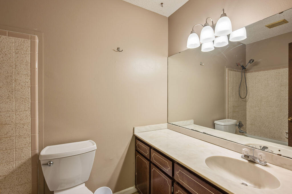 305 17th Street Niceville FL 32578