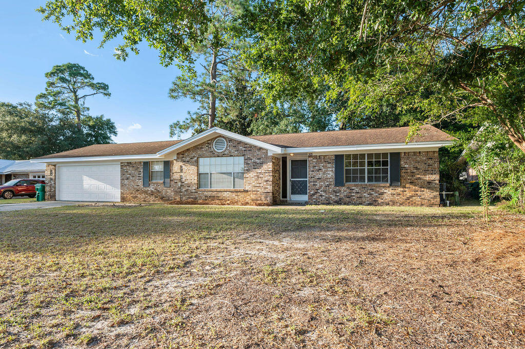 305 17th Street Niceville FL 32578