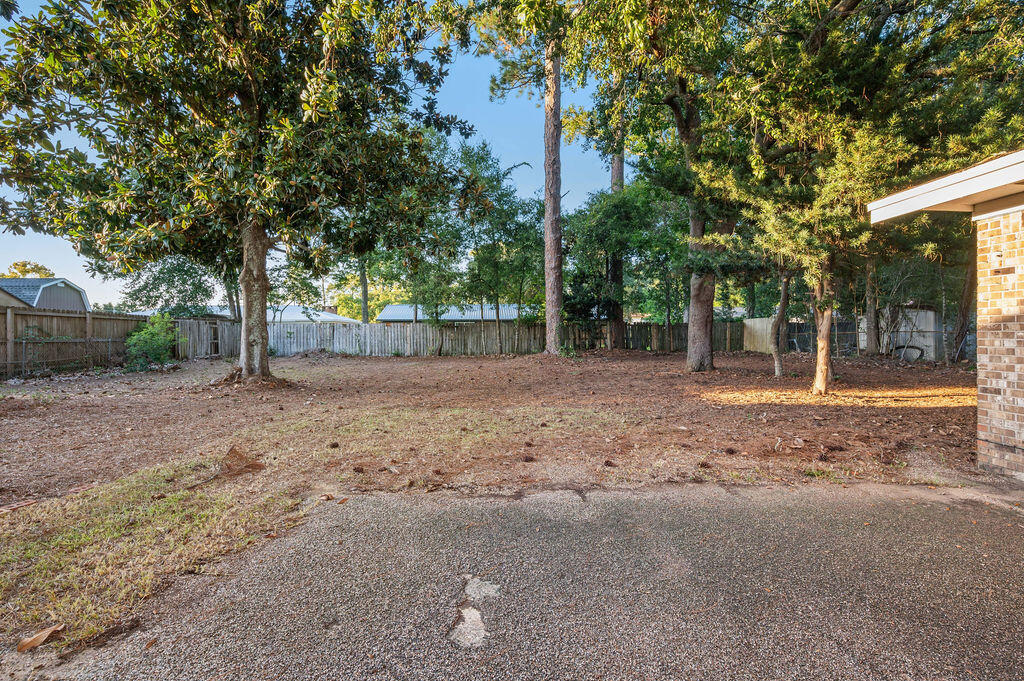 305 17th Street Niceville FL 32578