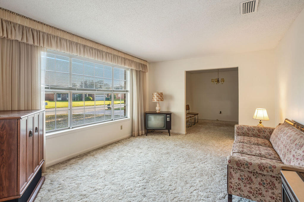305 17th Street Niceville FL 32578