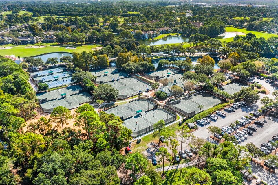 1976 Baytowne Loop Miramar Beach FL 32550