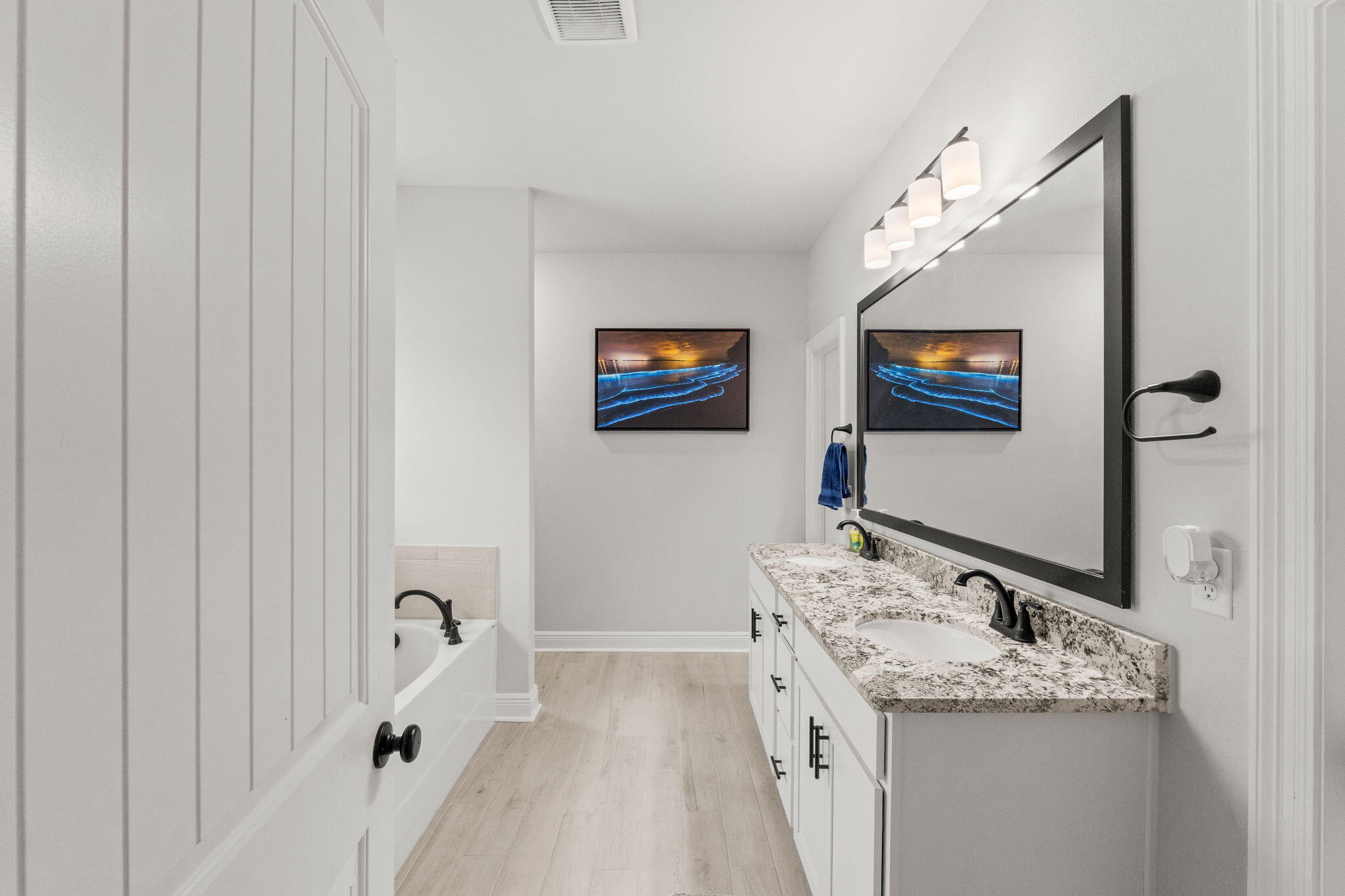 132 E Tweet Street Freeport FL 32439