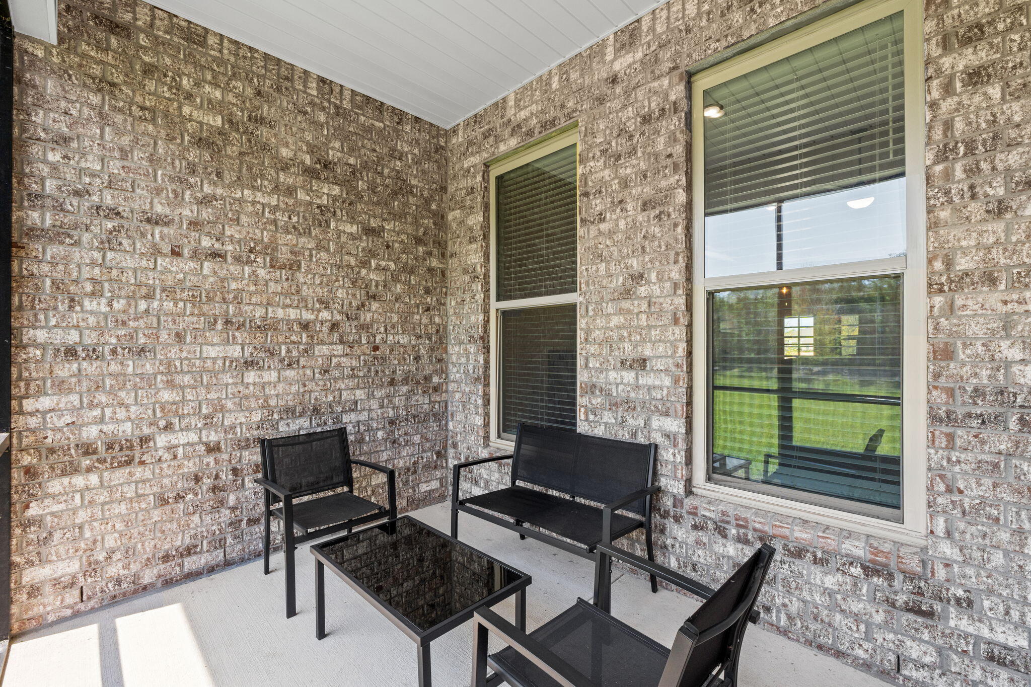 132 E Tweet Street Freeport FL 32439