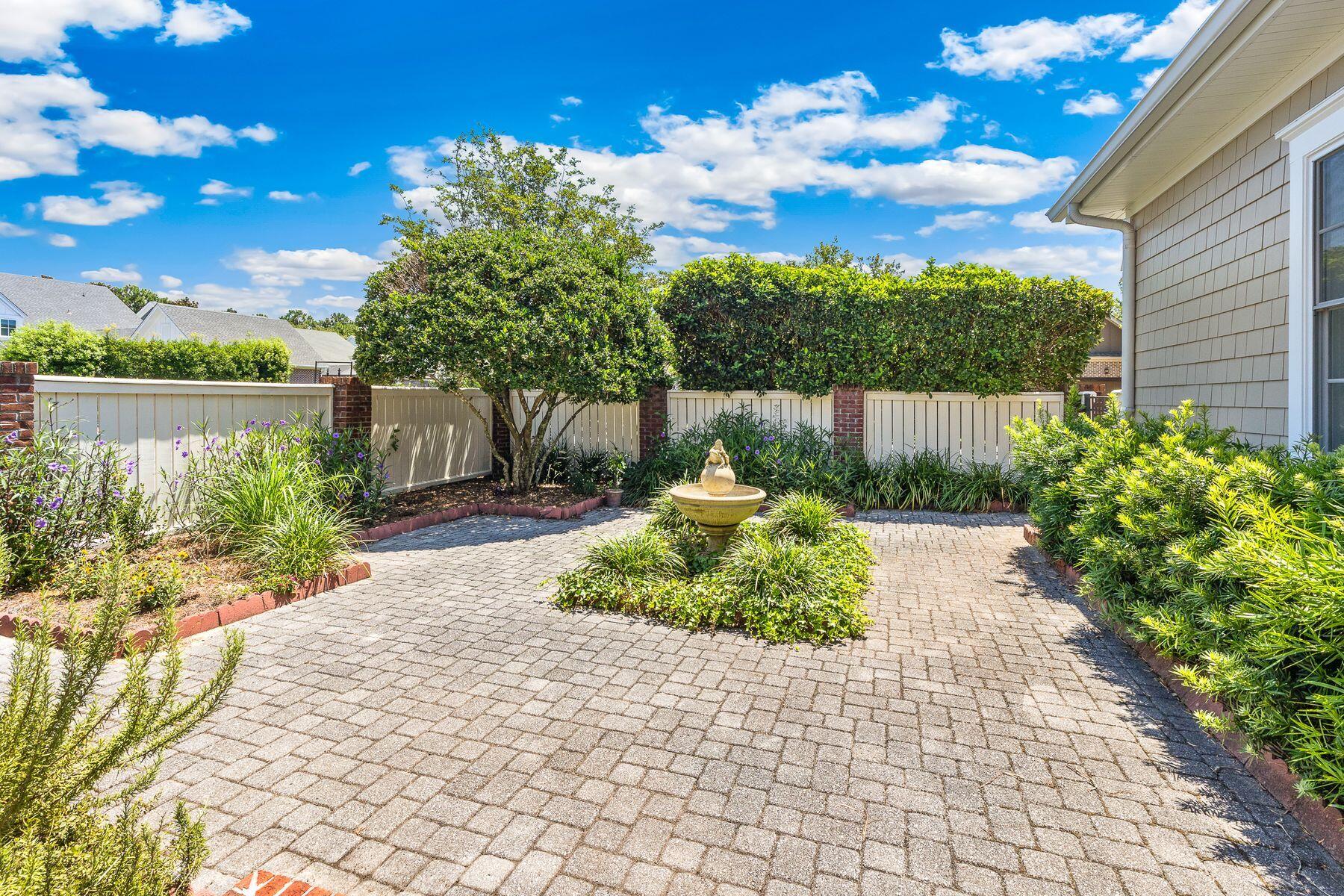 284 Champion Court Destin FL 32541