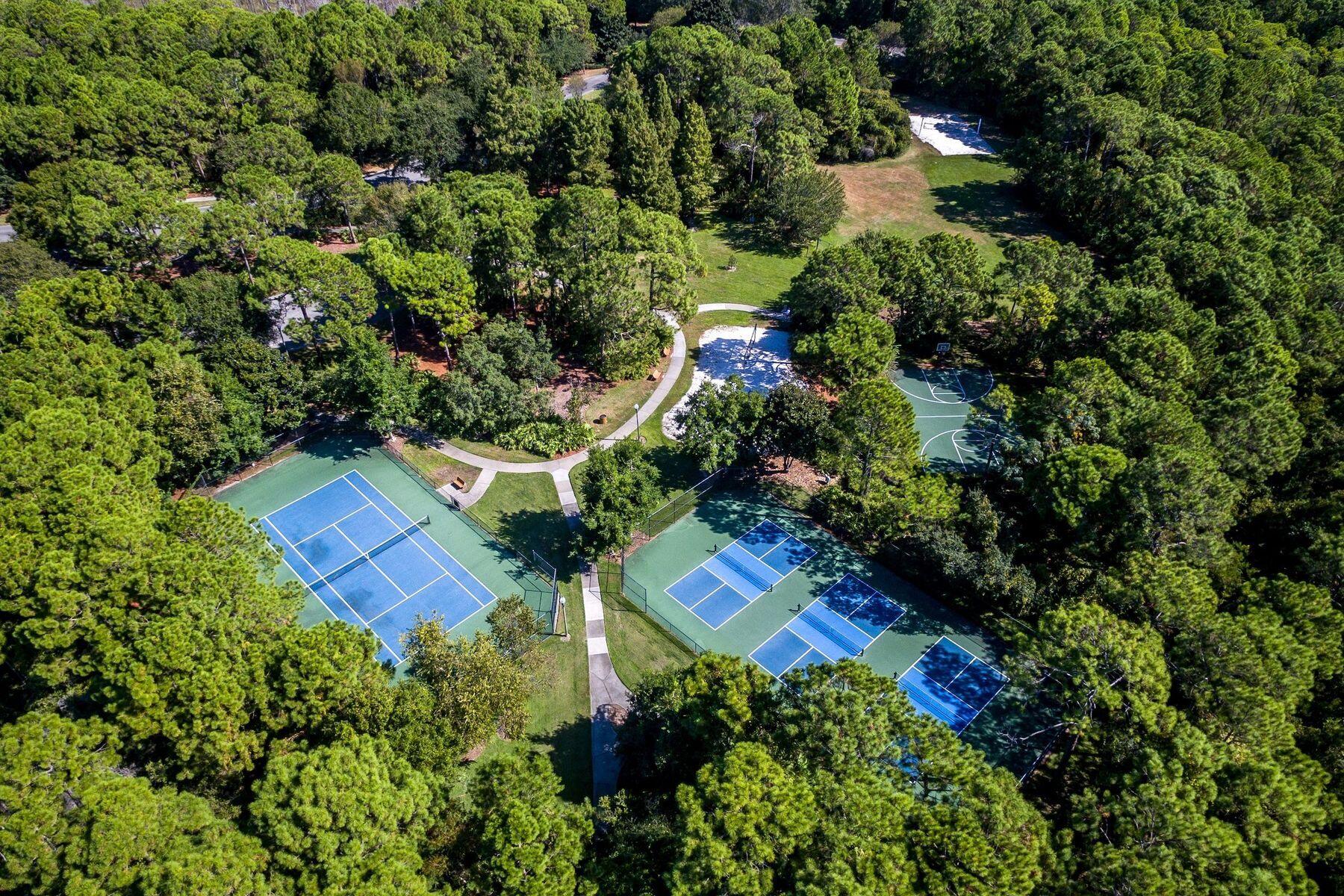 284 Champion Court Destin FL 32541