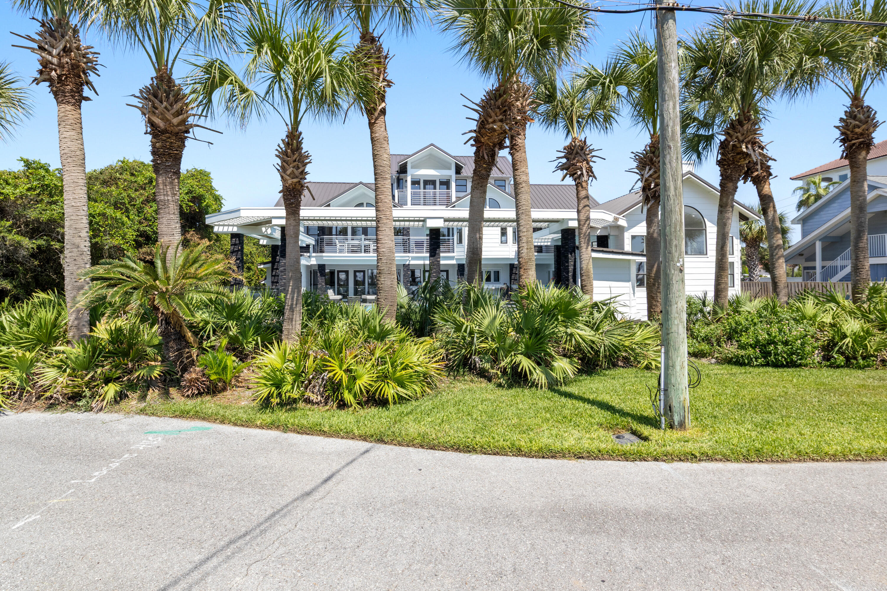 3399 Scenic Highway 98 Destin FL 32541