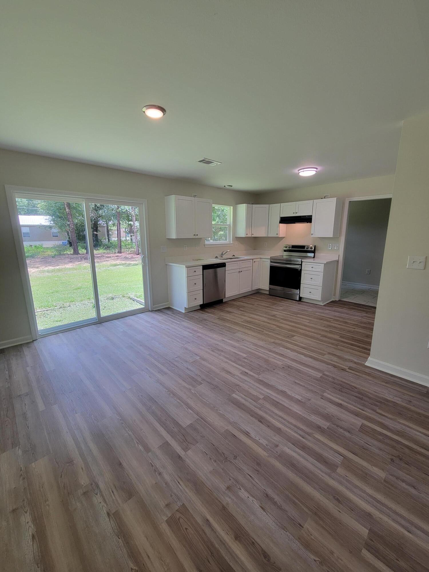 57 Cedar Hill Ct. Drive Defuniak Springs FL 32433