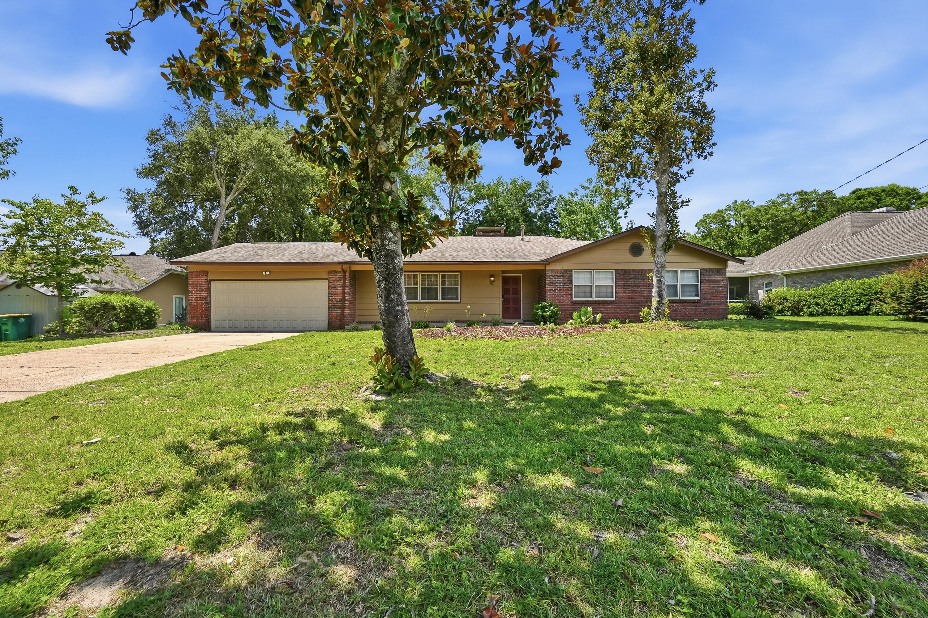98 Country Club Road Shalimar FL 32579