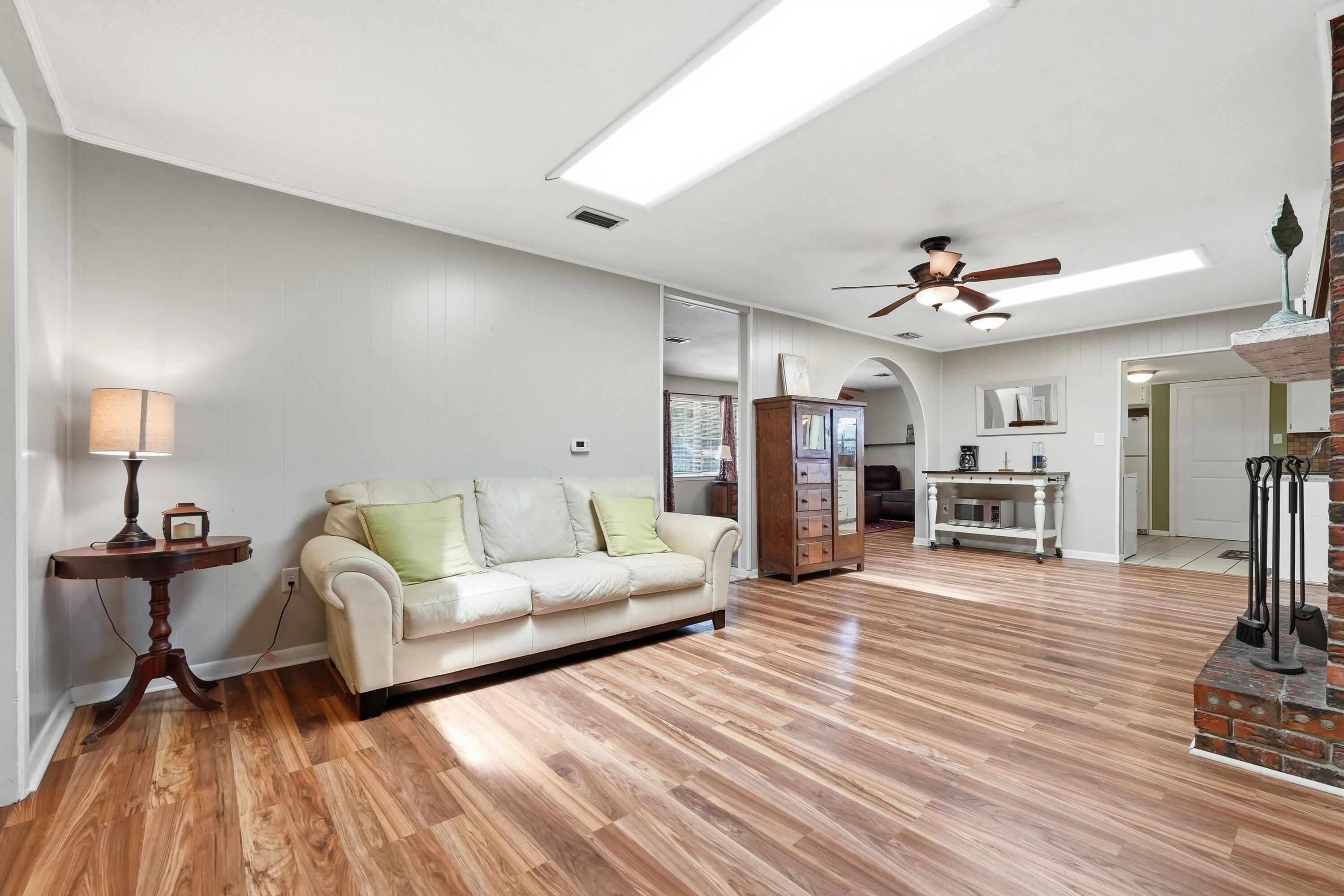 98 Country Club Road Shalimar FL 32579