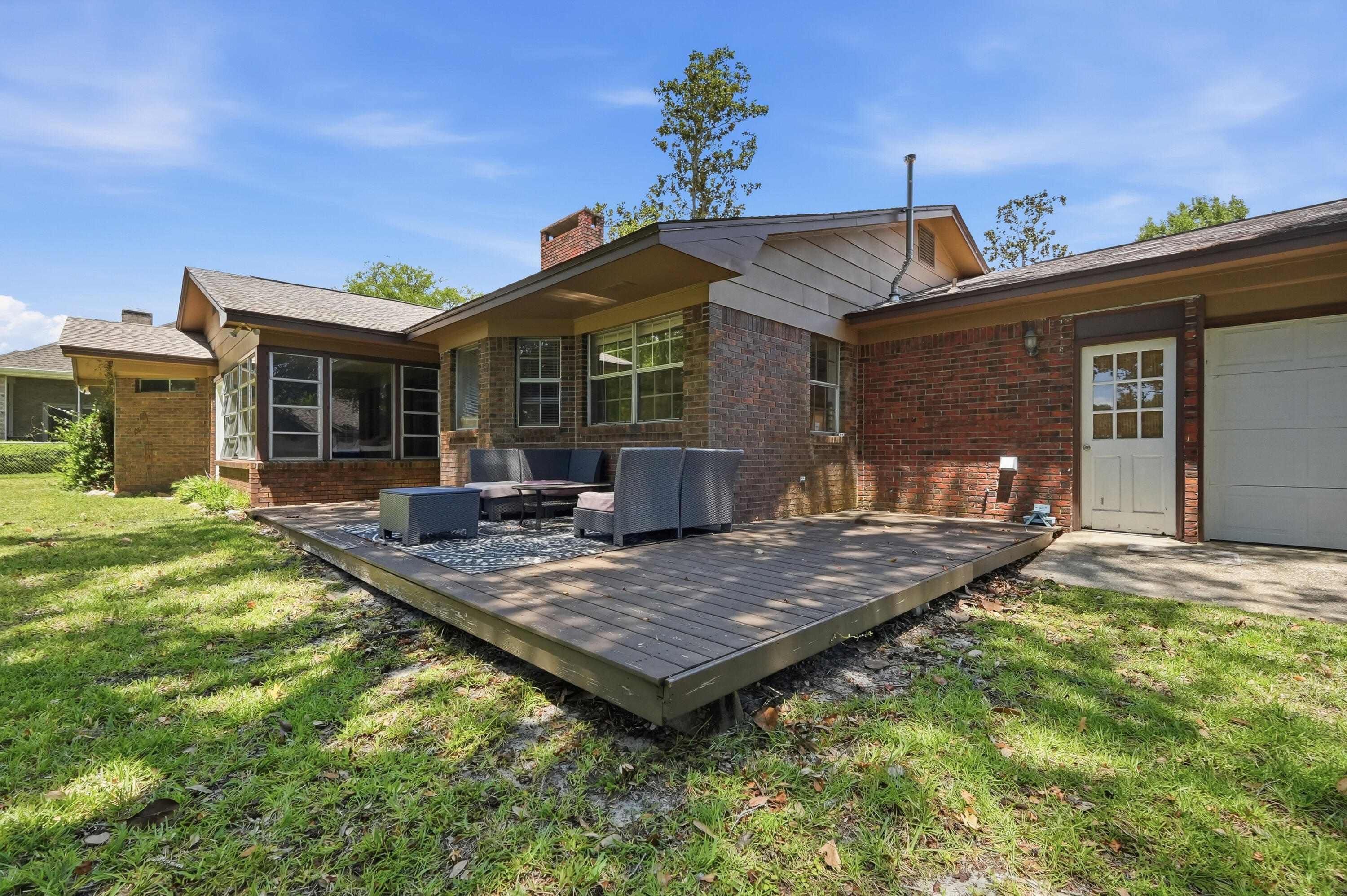 98 Country Club Road Shalimar FL 32579