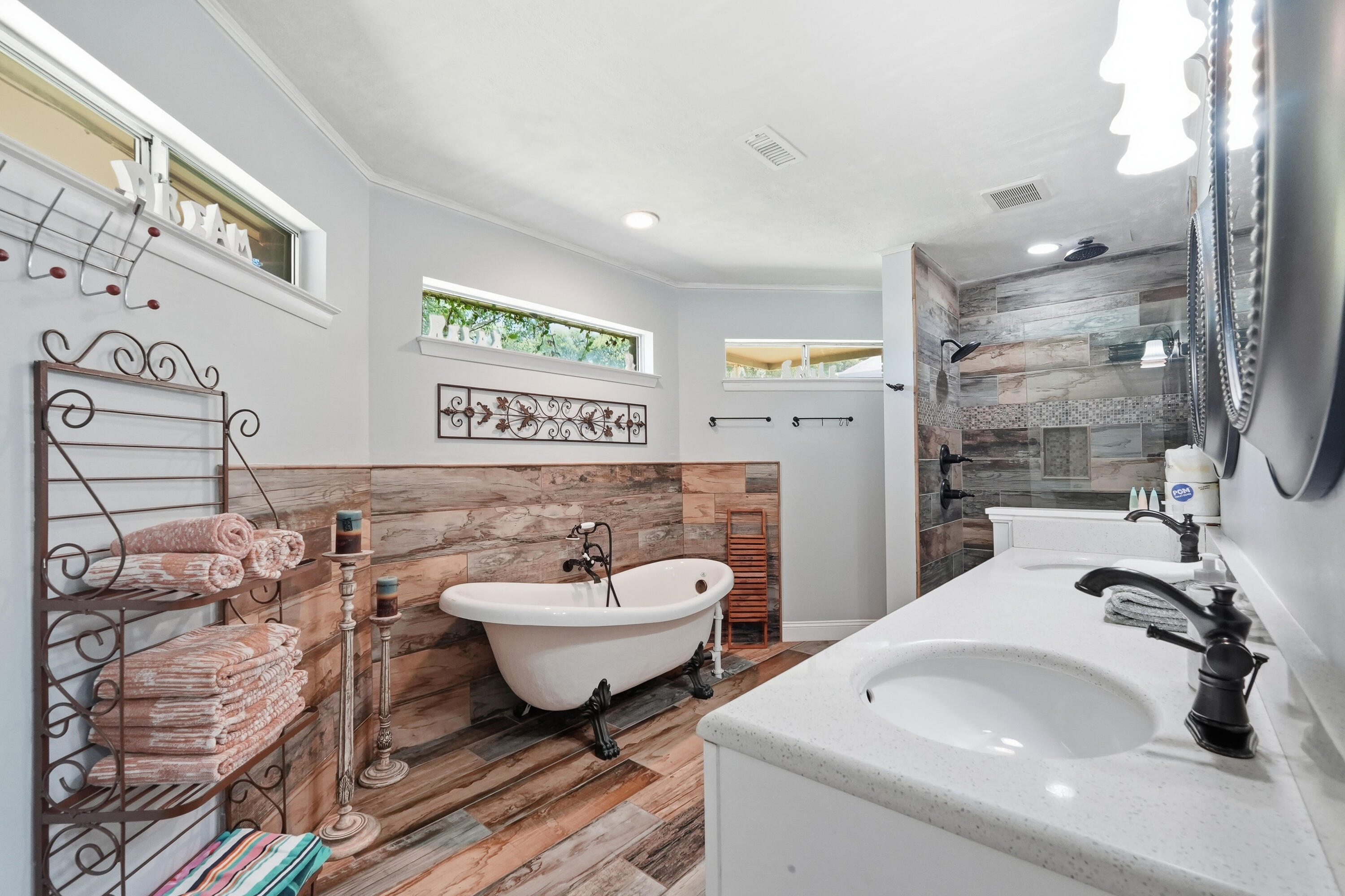 98 Country Club Road Shalimar FL 32579