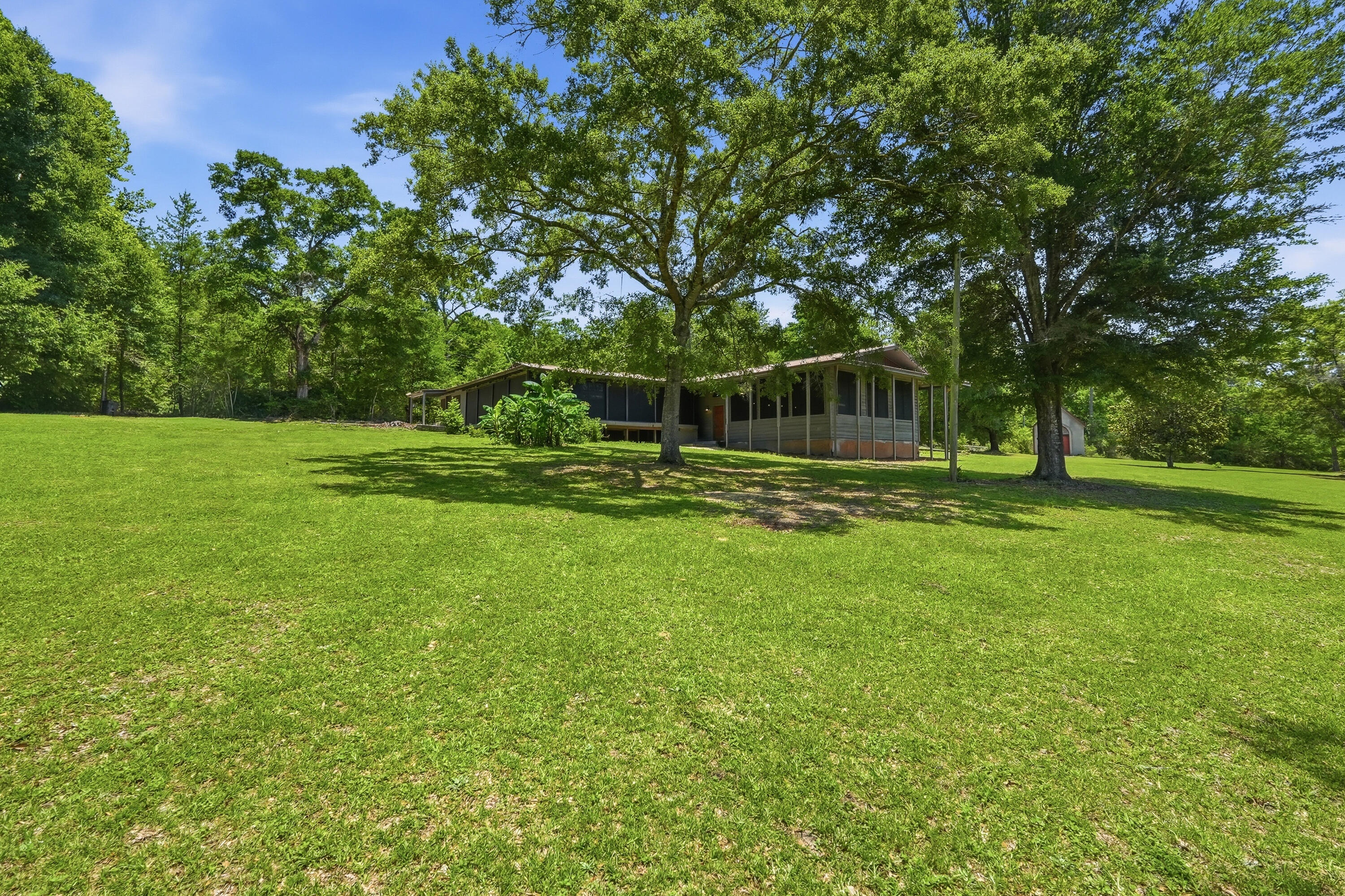 2897 Adams Road Crestview FL 32536