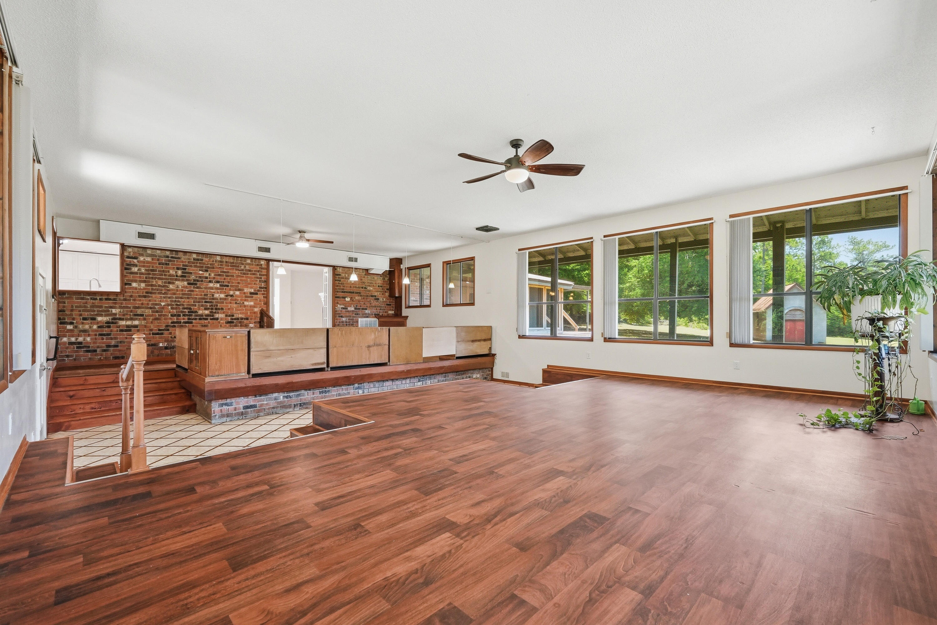 2897 Adams Road Crestview FL 32536