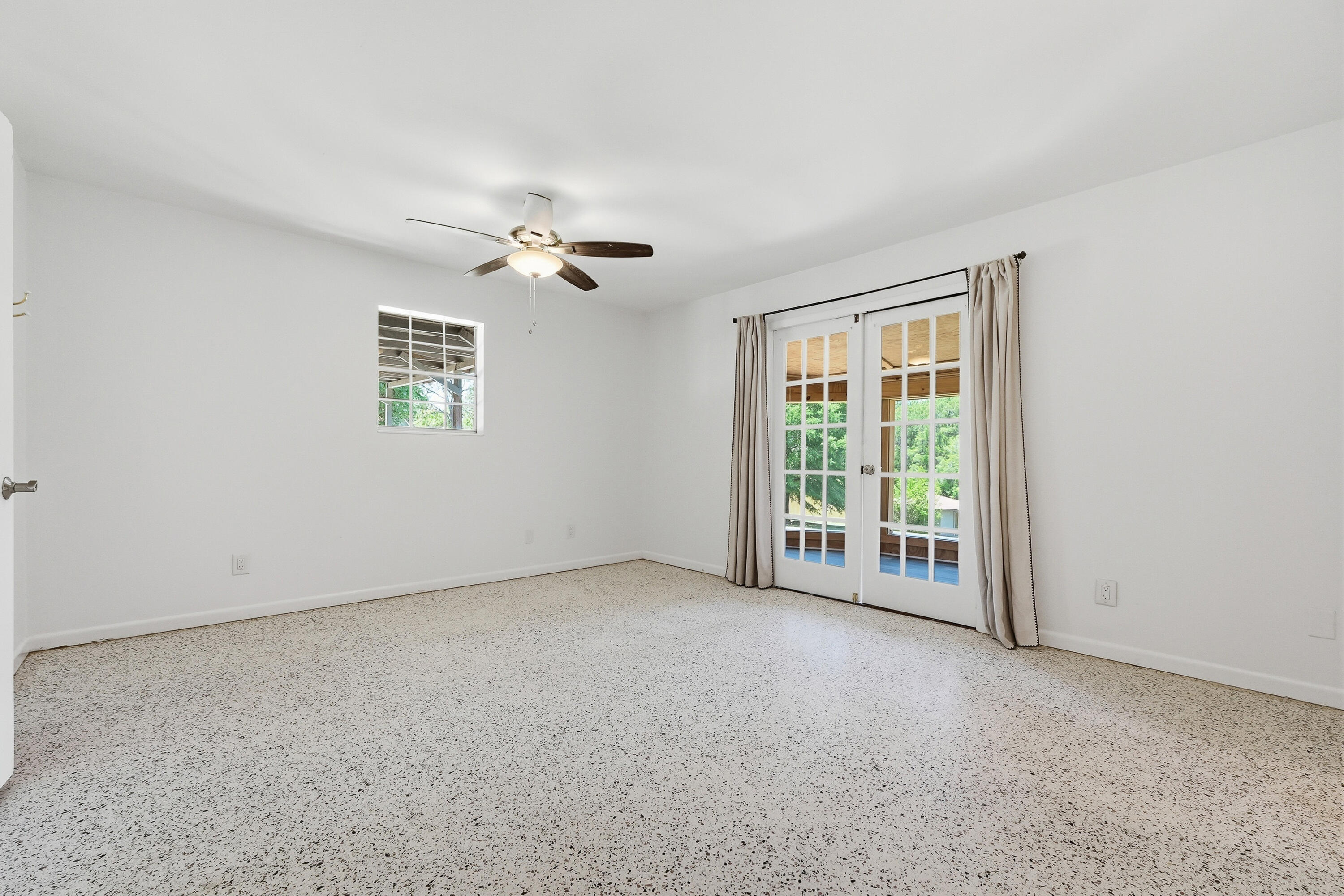 2897 Adams Road Crestview FL 32536