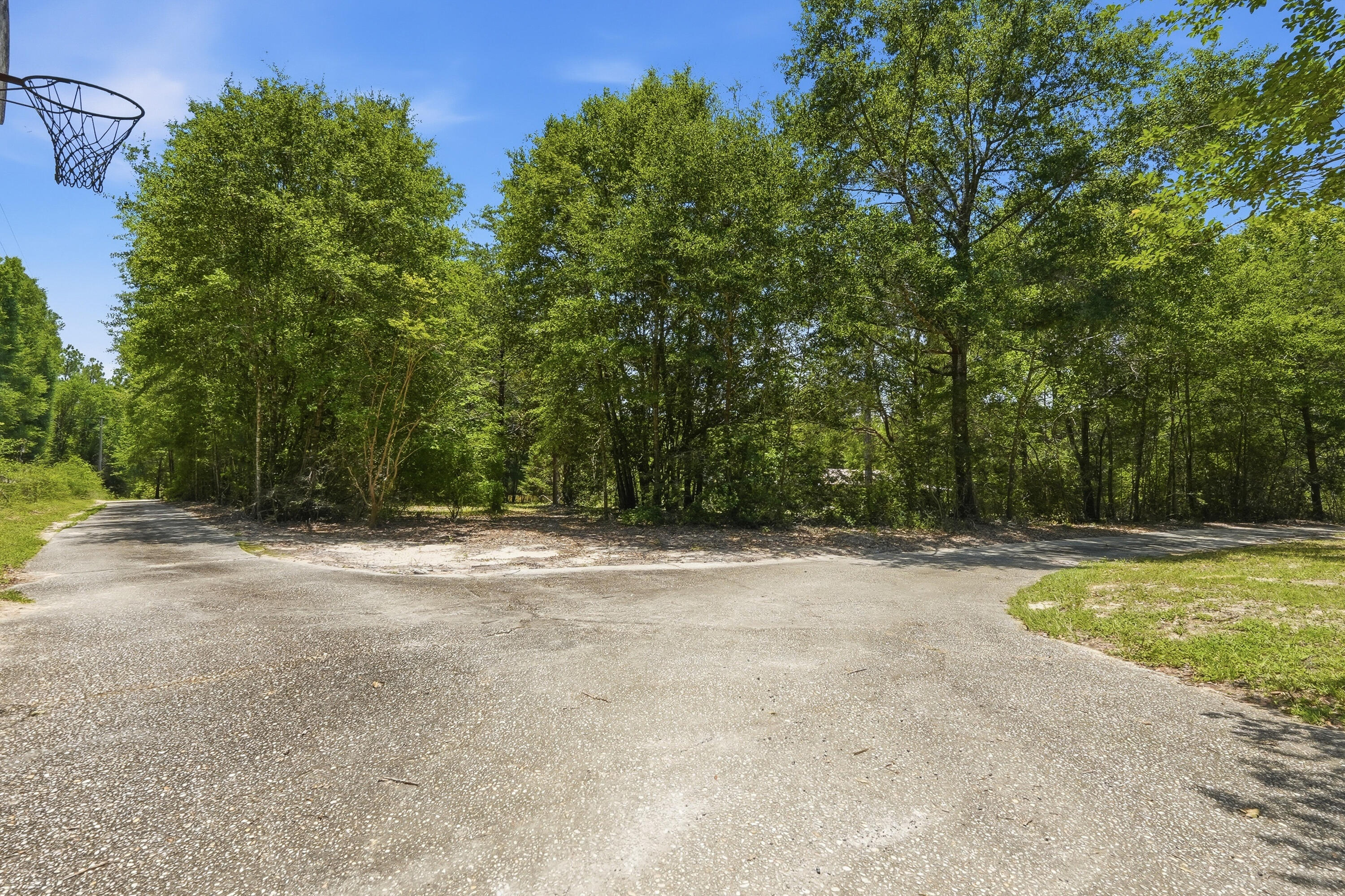 2897 Adams Road Crestview FL 32536