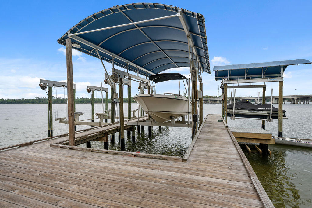 104 Bayou Drive Niceville FL 32578