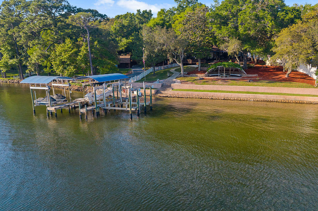 104 Bayou Drive Niceville FL 32578
