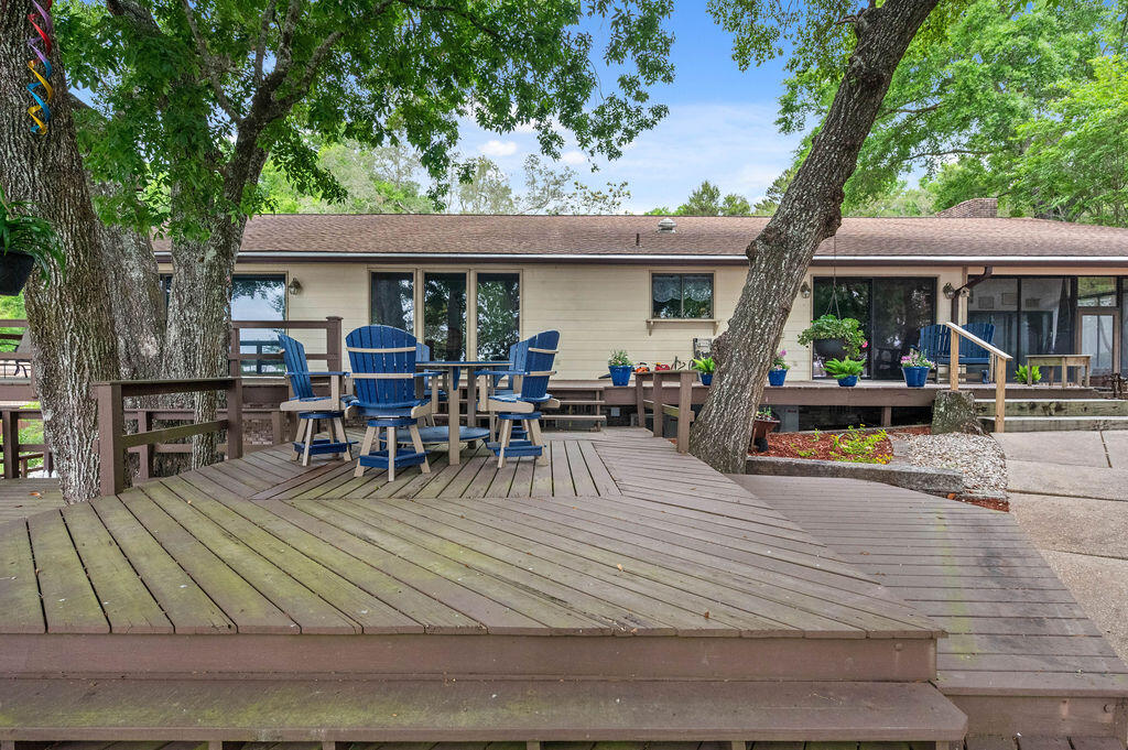104 Bayou Drive Niceville FL 32578
