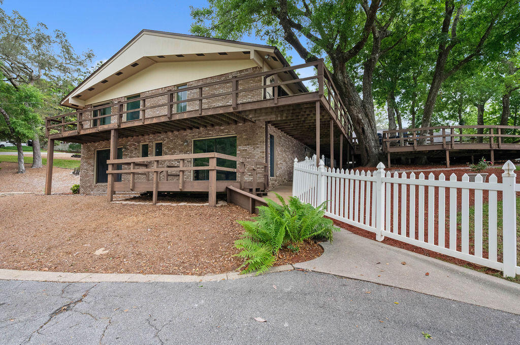 104 Bayou Drive Niceville FL 32578