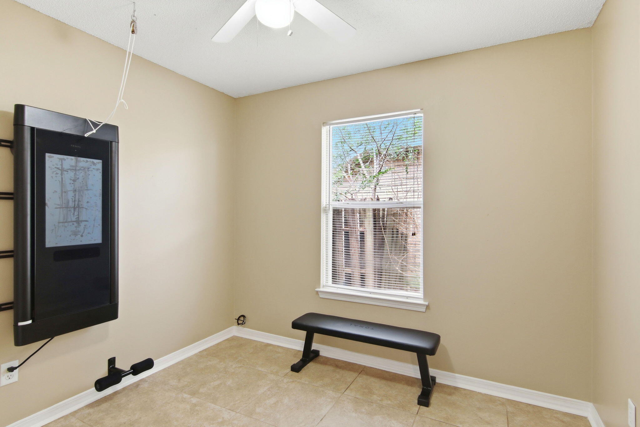 7660 Chablis Circle Navarre FL 32566
