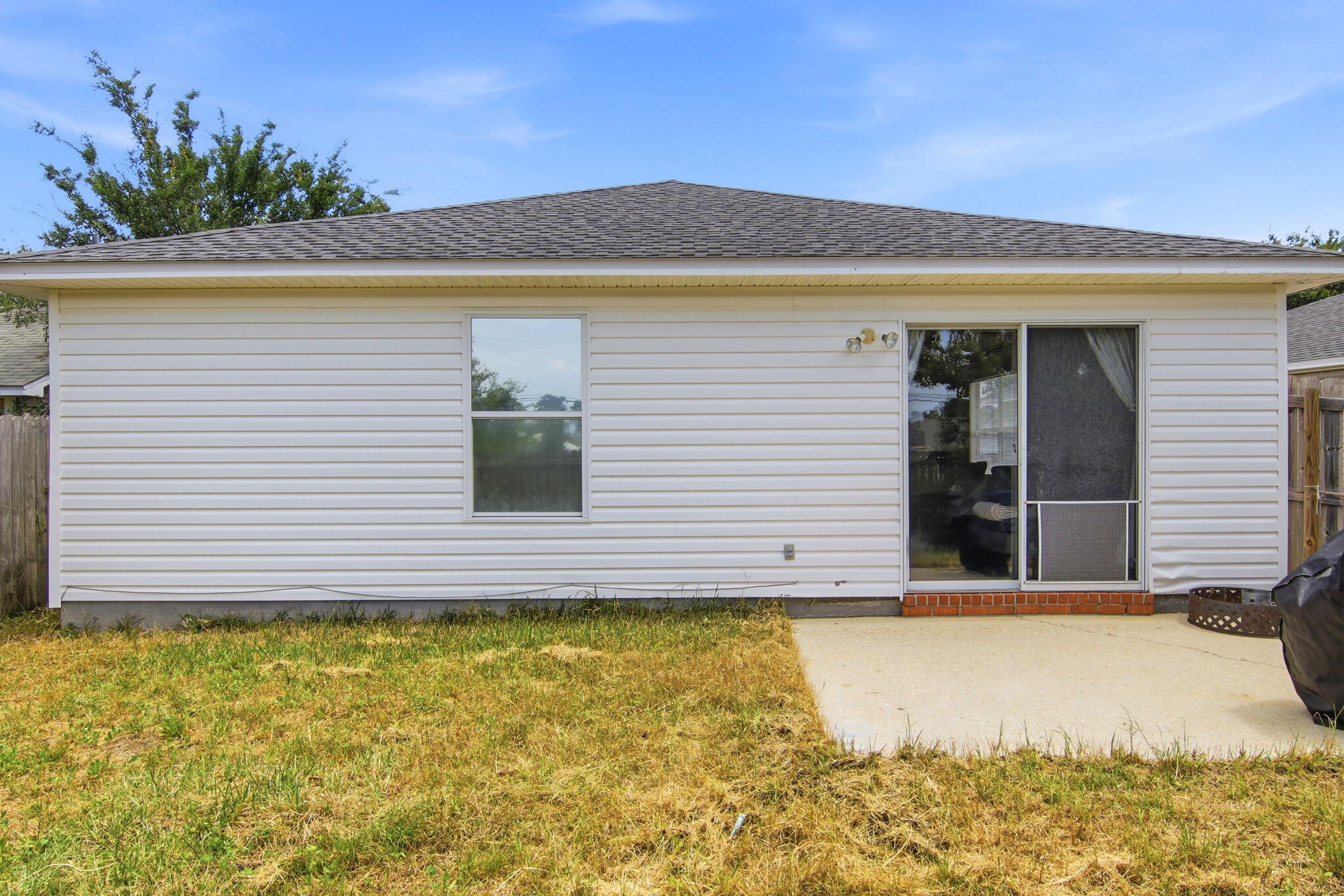 7660 Chablis Circle Navarre FL 32566