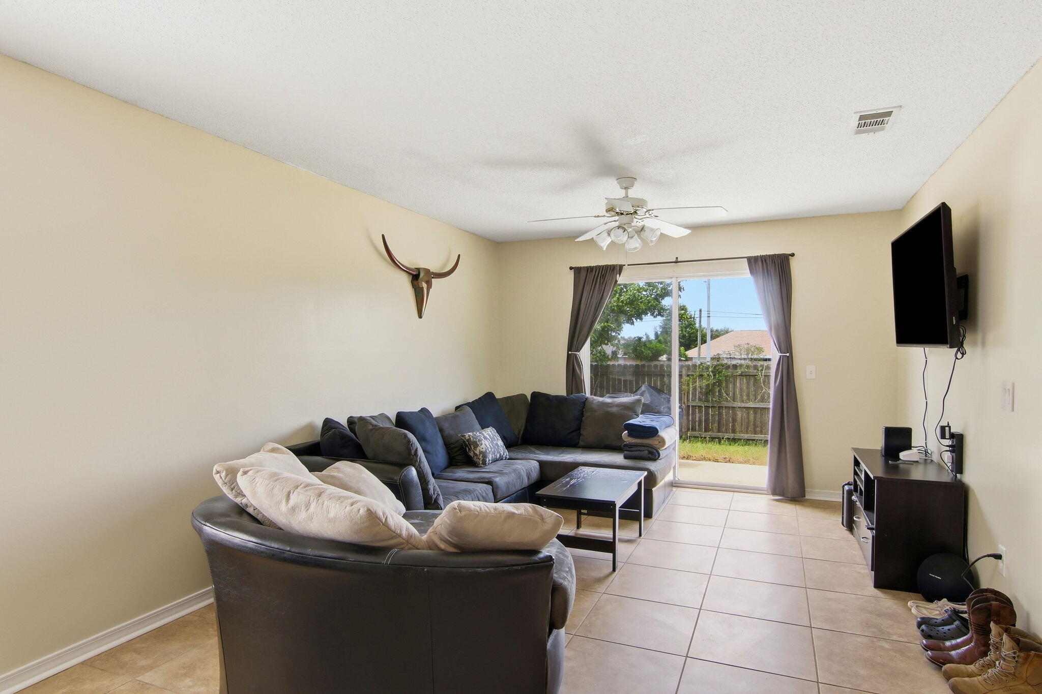 7660 Chablis Circle Navarre FL 32566