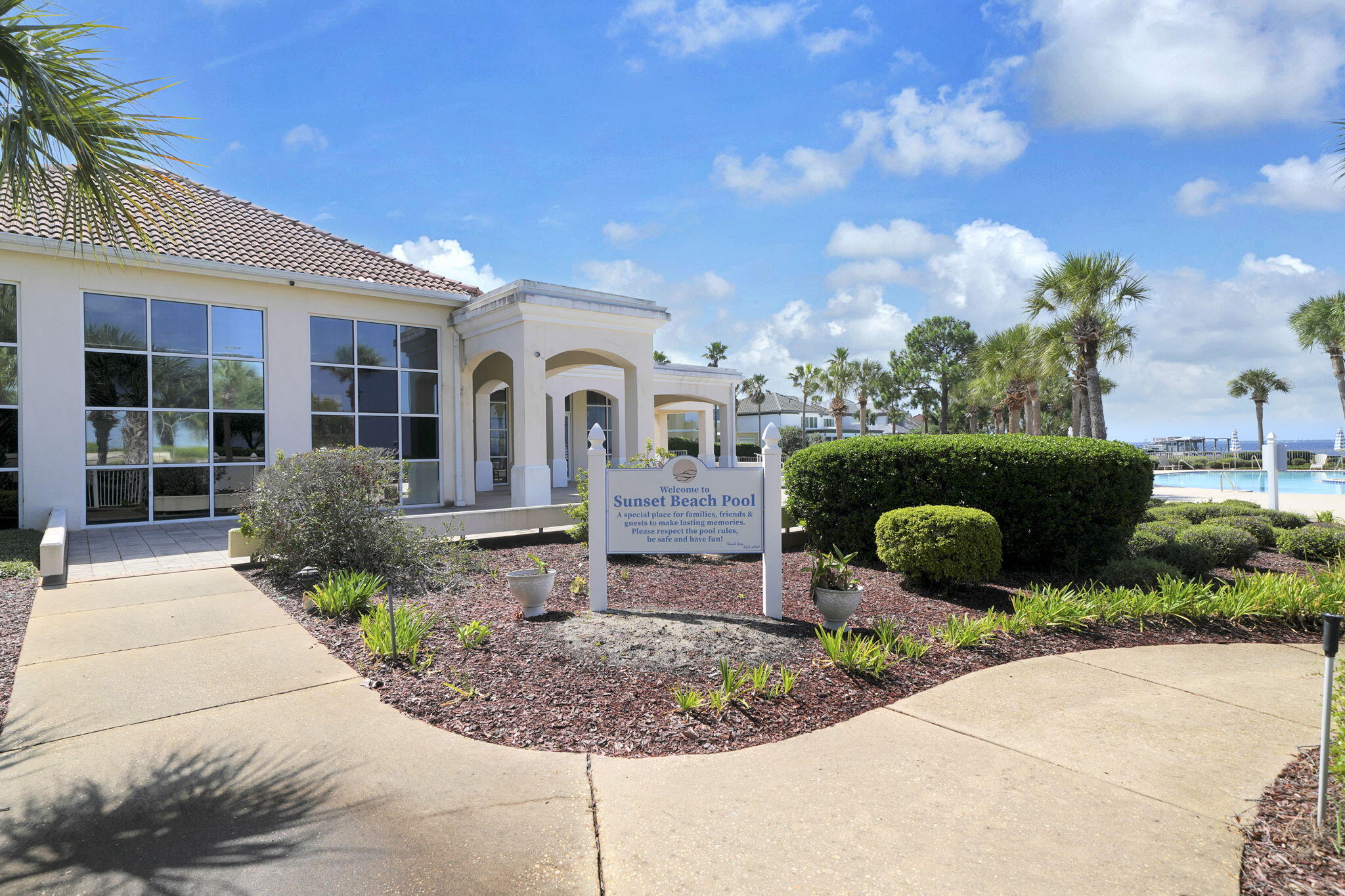 4327 Sunset Beach Circle Niceville FL 32578