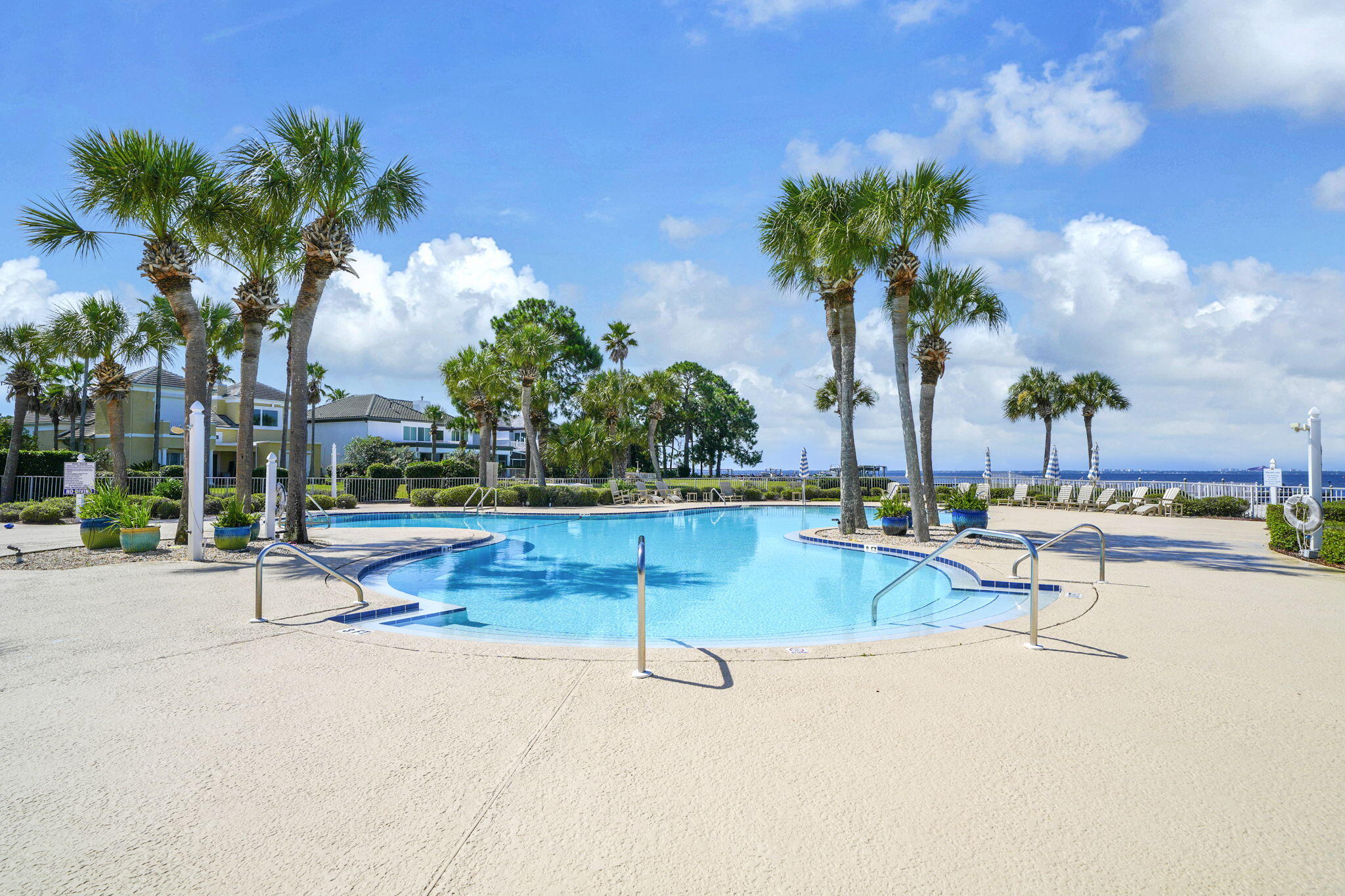 4327 Sunset Beach Circle Niceville FL 32578
