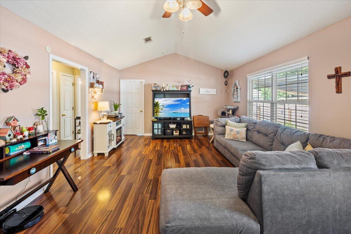 2941 Mccarty Avenue Crestview FL 32539