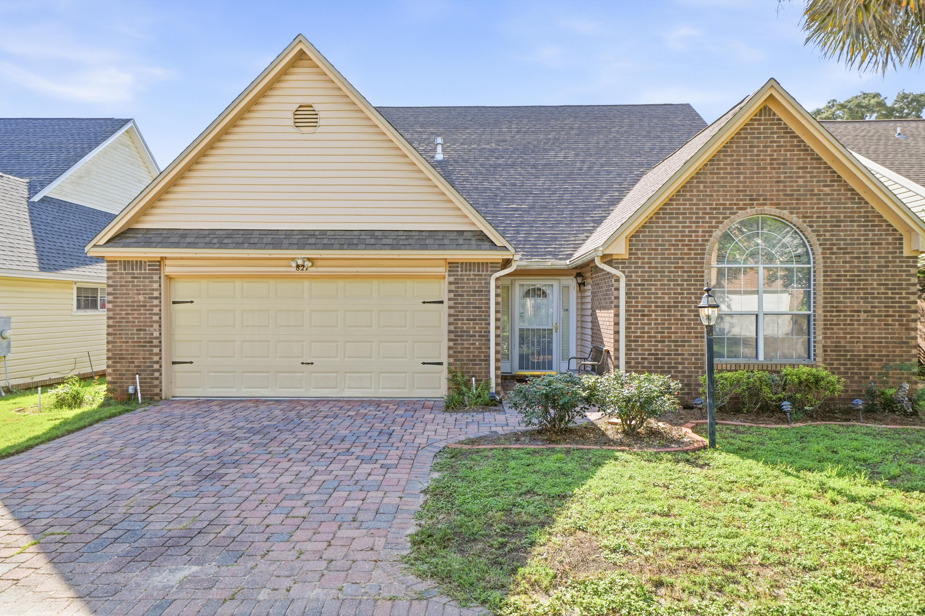 827 Fairway Lakes Drive Niceville FL 32578
