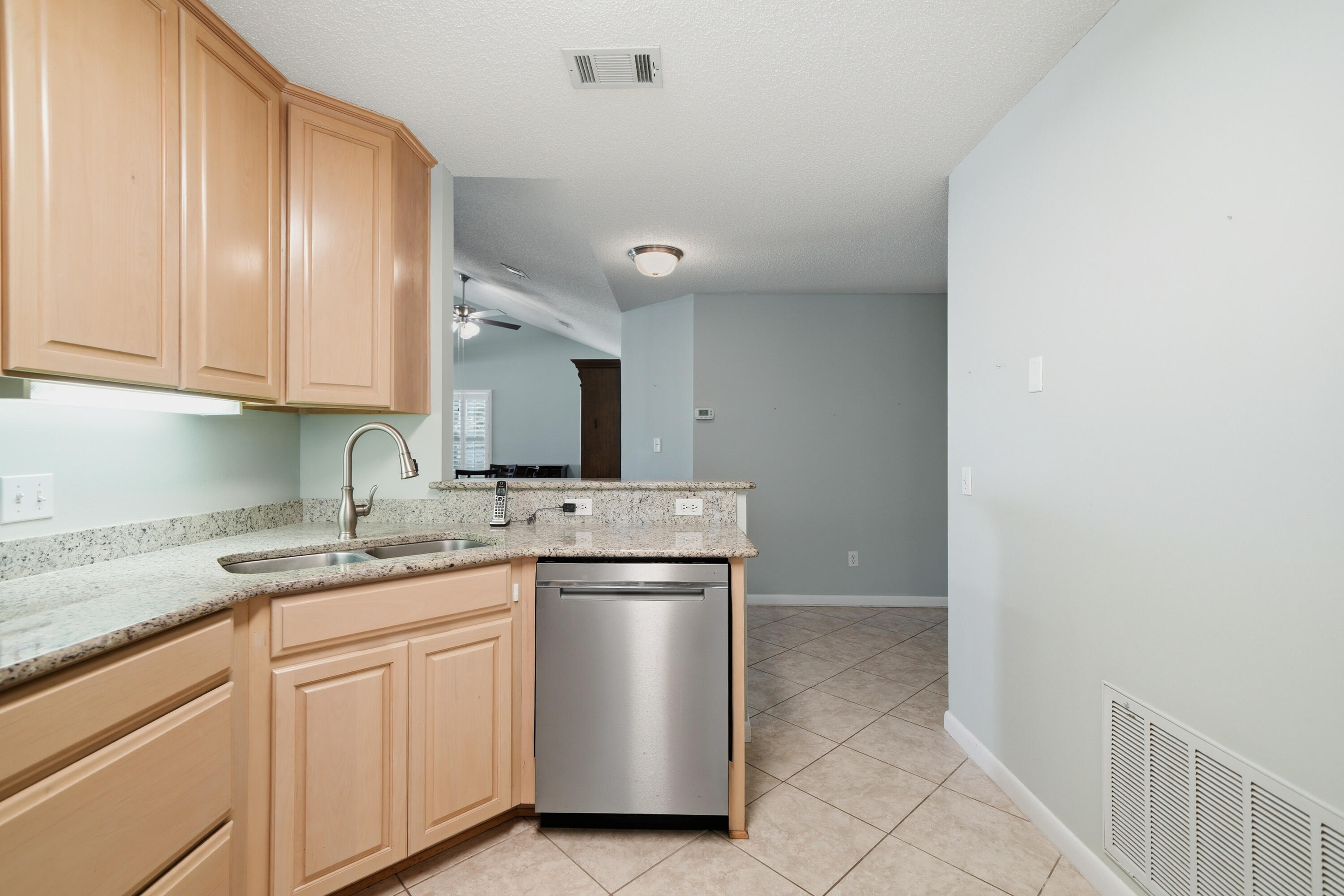 827 Fairway Lakes Drive Niceville FL 32578
