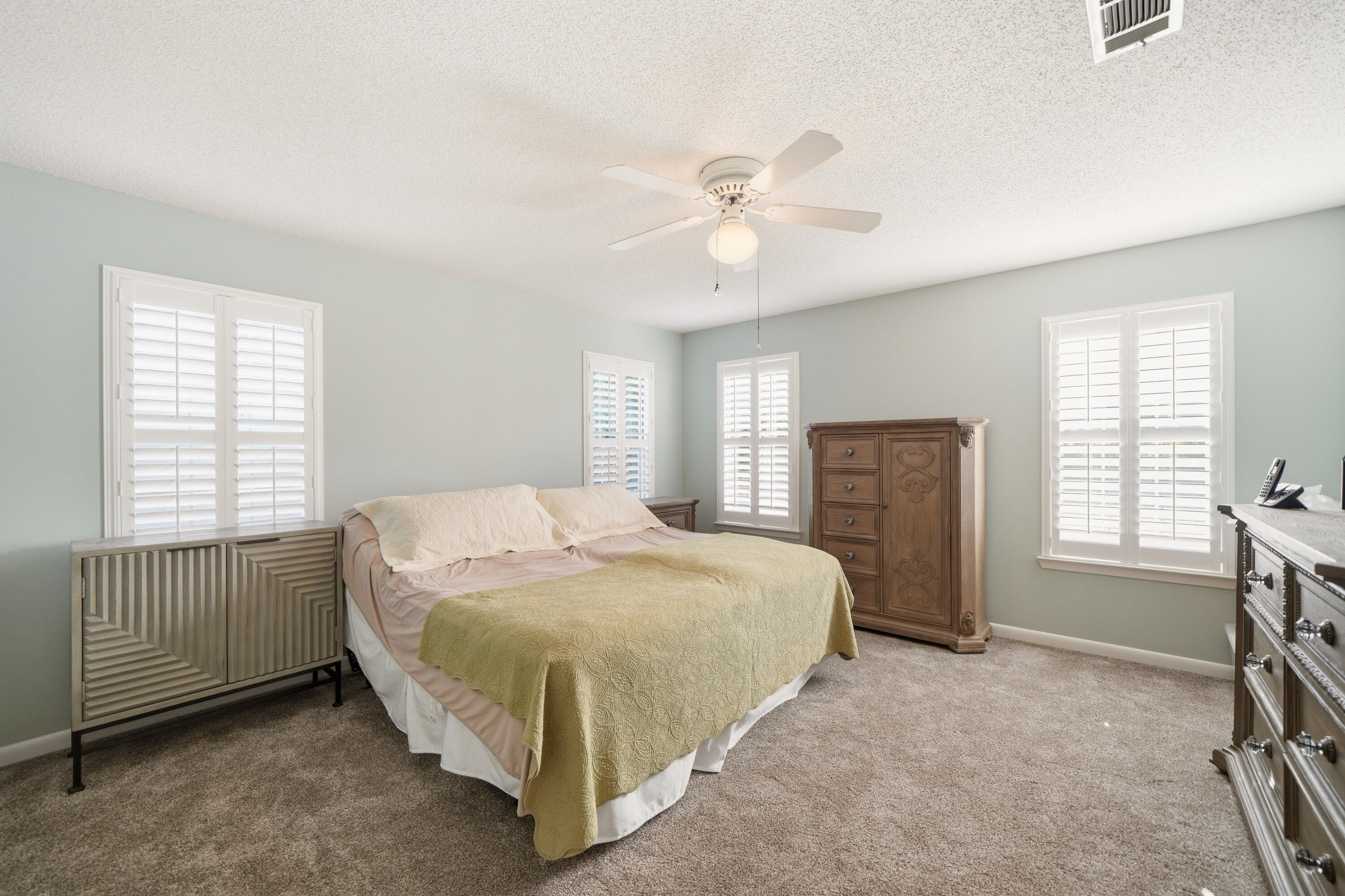 827 Fairway Lakes Drive Niceville FL 32578