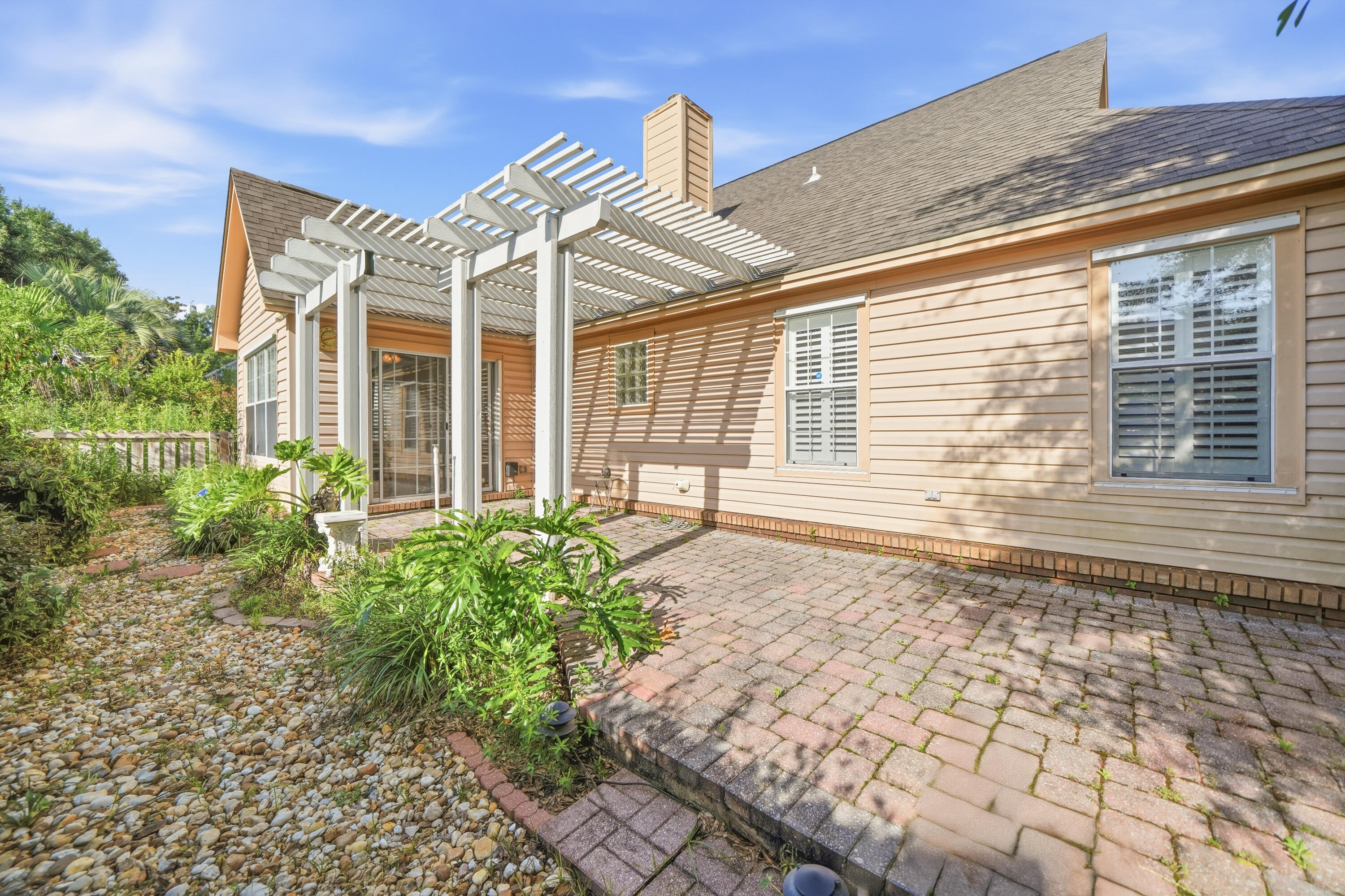 827 Fairway Lakes Drive Niceville FL 32578
