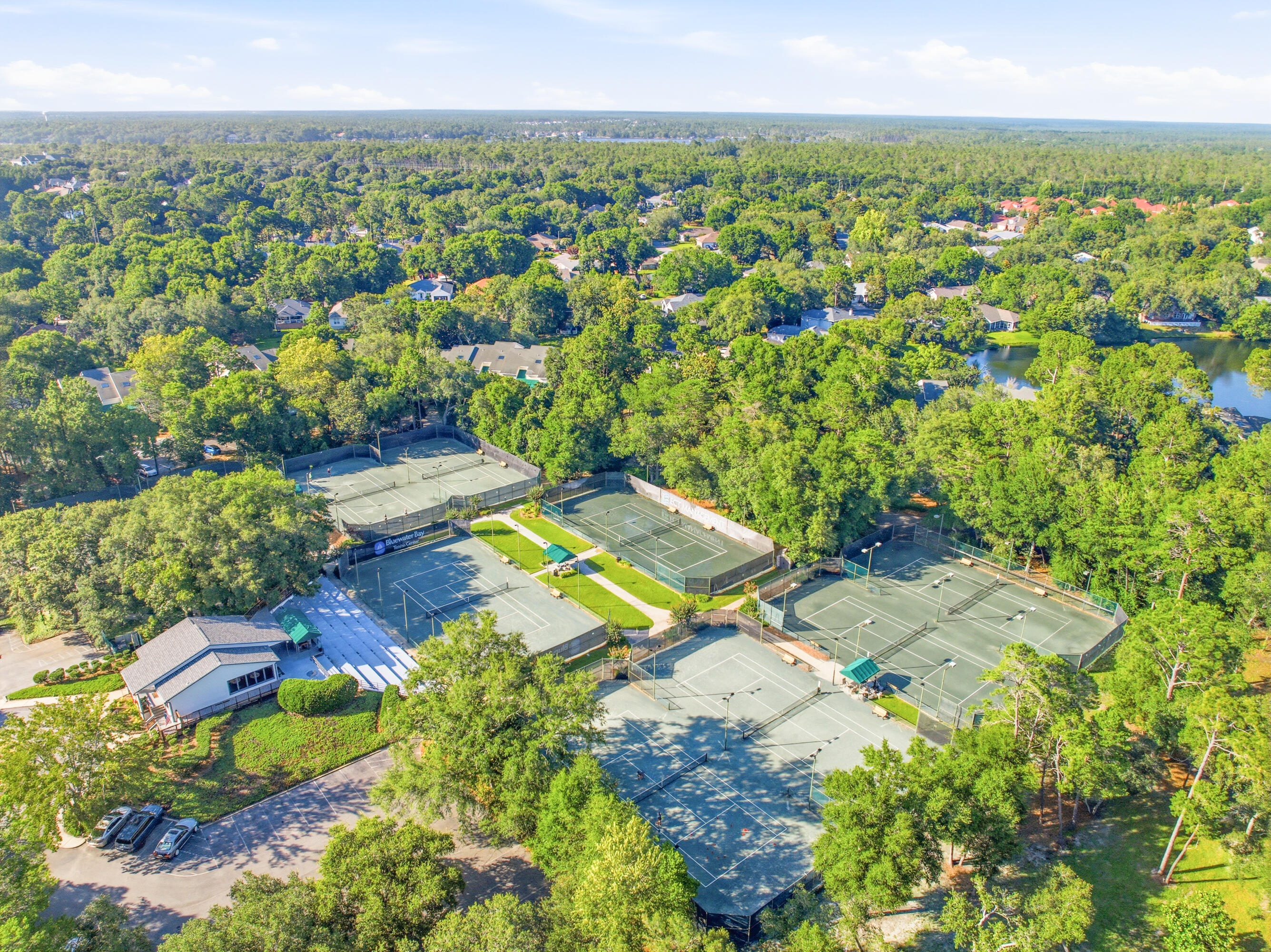 827 Fairway Lakes Drive Niceville FL 32578