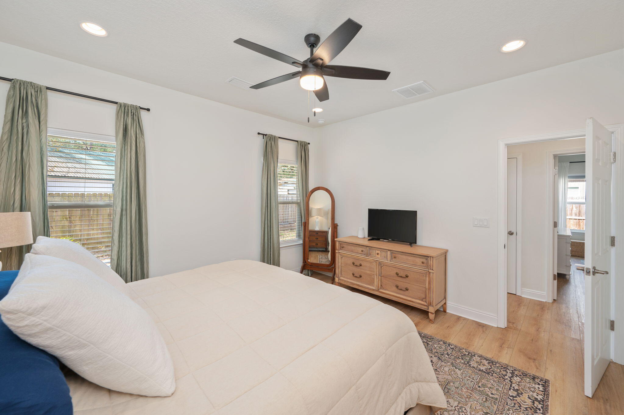 156 Oak Lane Crestview FL 32536