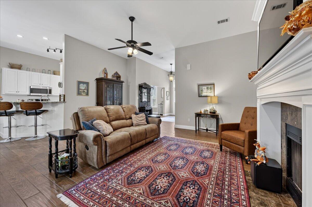 205 Yacht Club Drive Niceville FL 32578