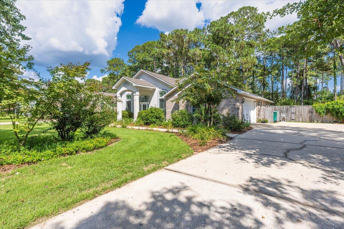 205 Yacht Club Drive Niceville FL 32578