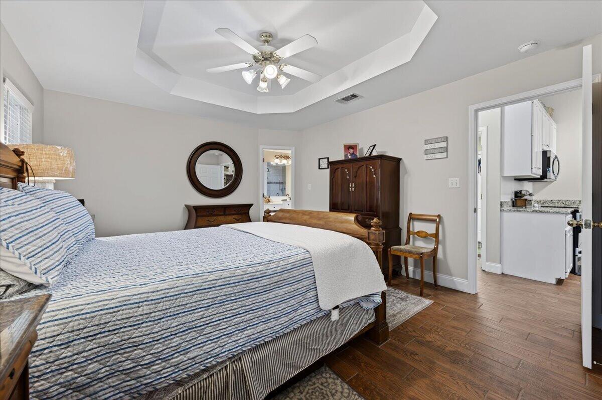 205 Yacht Club Drive Niceville FL 32578