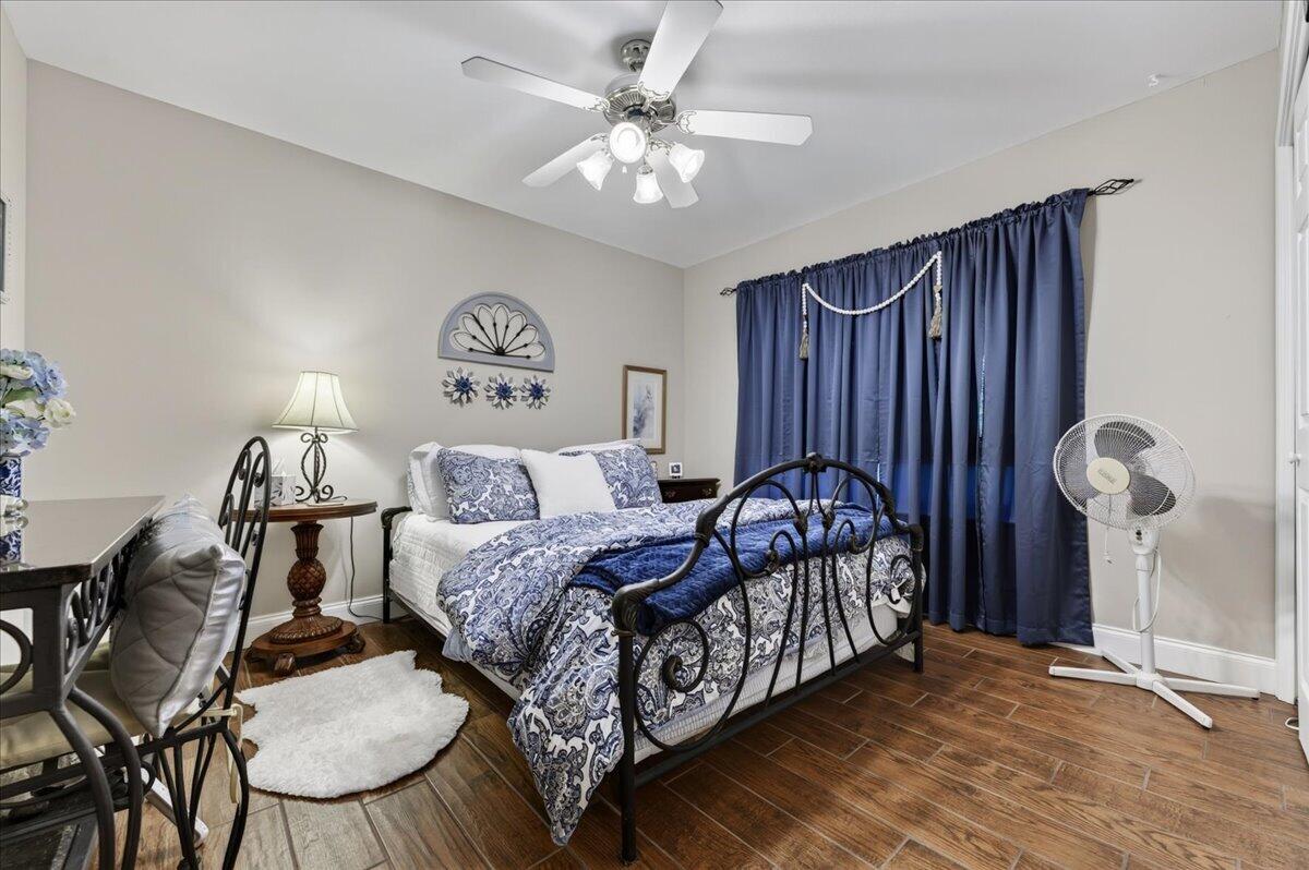 205 Yacht Club Drive Niceville FL 32578