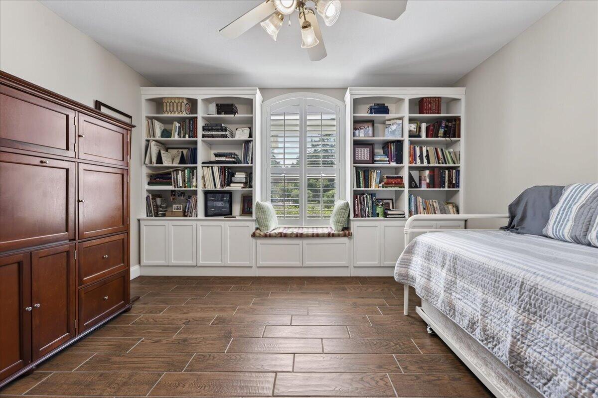 205 Yacht Club Drive Niceville FL 32578