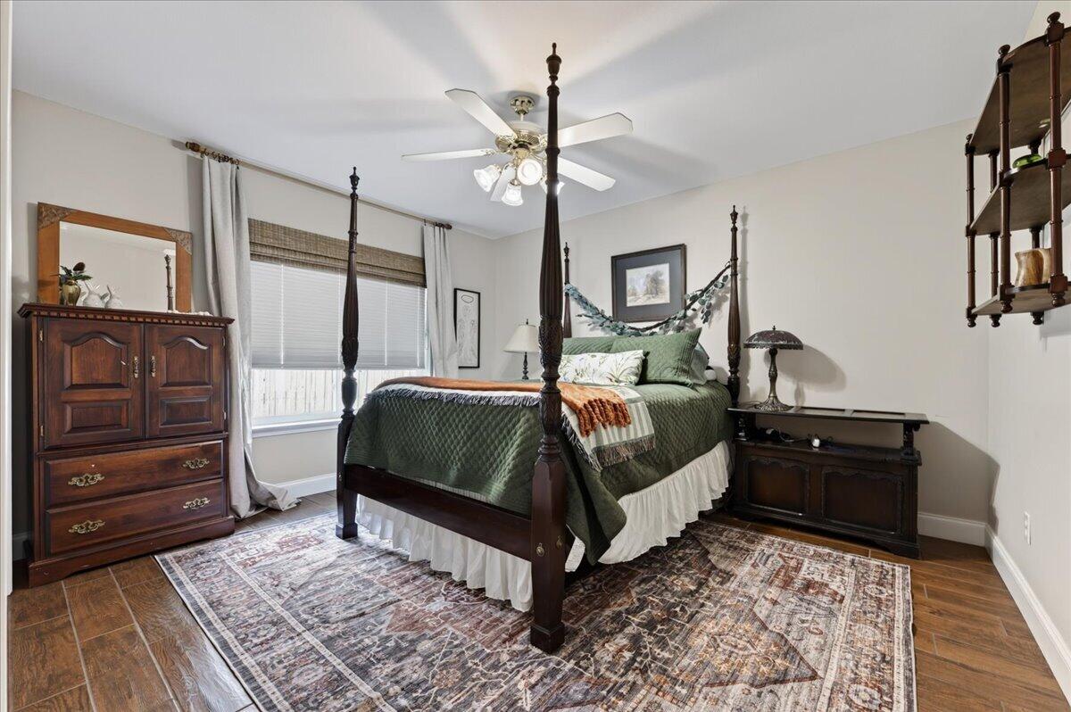 205 Yacht Club Drive Niceville FL 32578